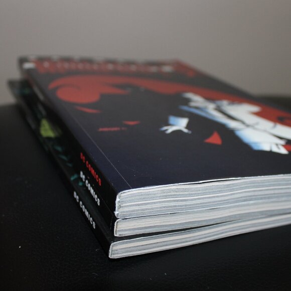 3/$77❤️3x graphic novels - Batman: Bruce Wayne Murderer + Fugitive Volumes 1&2 - Picture 4 of 7